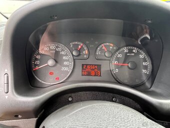 Fiat Punto 1.2 - 5