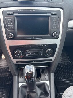Škoda Octavia Combi RS 2.0TDi - 5