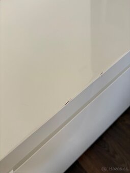 Biela lesklá skrinka - 5