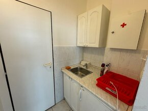 Prenájom kancelárskeho priestoru - 50 m² - 5