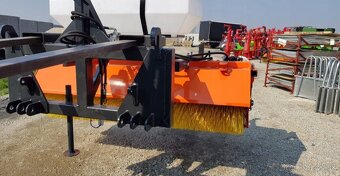Zametací stroj 2,4m - zametač - 5