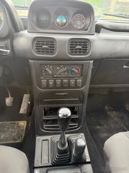 Hyundai Galloper 2.5 TD 4x4 - 5