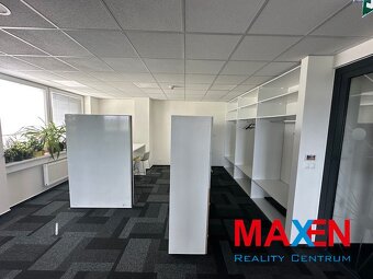 Prenájom: MAXEN, Administratívny priestor 660 m2 , 3. posc - 5
