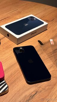 Apple iPhone 13 128 GB Midnight - 5