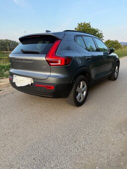 Volvo XC40 2019 d3 110kw manuál - 5