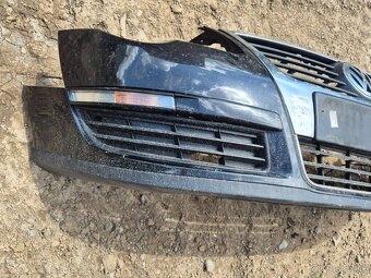 Ponukam kompletný predný nárazník na Volkswagen Passat b6 3c - 5