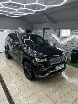 Jeep Grand Cherokee Summit - 5
