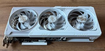 ASROCK Radeon RX 9070 XT Steel Legend 16G - 5