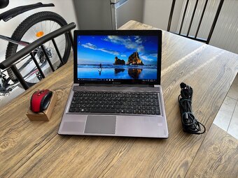 Lenovo/Notebook/i5/4GB RAM/500GB SSHD 2x Grafika 2GB - 5