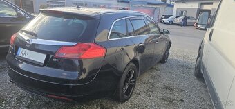 Opel Insignia CDTI 2,0 automat 118kW 2010 - 5