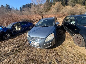 KIA Ceed 1.6crdi Rozpredam na náhradné diely - 5