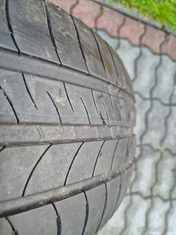 Predám letné pneumatiky Michelin R16 - 5