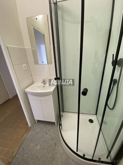 SVETLÝ 2-IZB. BYT, CENTRUM-STARÉ MESTO, BALKÓN - 5