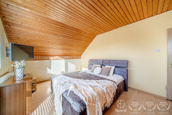 Bosen Group Vám ponúka exkluzívne na predaj 2 domy v jednom  - 5