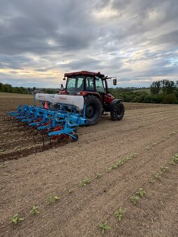 Case 105 JXU Top Stav - 5