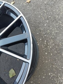Audi ALU disky R22 10J, 5x112, AUDI Sport Q7,Q8,RS6,RS7 - 5