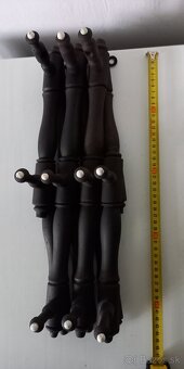 vešiak - 5