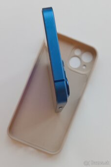 iPhone 13 128 GB modrý - 5