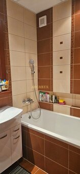 ZREKONŠTRUOVANÝ 3 - IZBOVÝ BYT S BALKÓNOM, 70M2, HUMENNÉ - 5