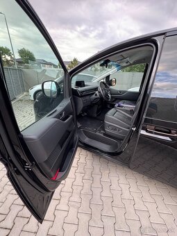 Hyundai Staria Koupeno v Čr 4x4 Tažné DPH 2023 - 5