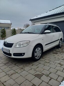 Skoda  Fabia 2 - 5