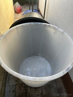Predám plastové sudy - 5