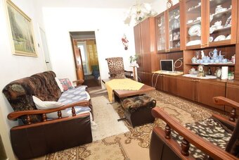 Na predaj dvojizbový byt s balkónom. + garáž - 5
