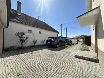 Na predaj rodinný dom s veľkou záhradou - 5
