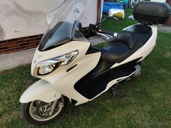 Predám Suzuki burgman AN 400 - 5