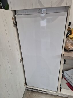 Predám vstavanú chladničku s mrazničkou Gorenje - 5