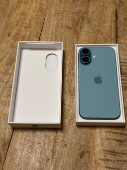 Apple iPhone 16 Teal Green 256GB, Top stav , Záruka - 5