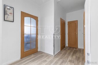 Na predaj kompletne zrekonštruovaný 3-izbový byt – Ľadoveň - 5