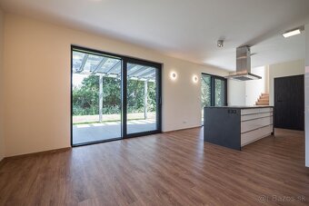 NA PREDAJ 4izb. rekreačný dom priamo pri golfovom areály - 5