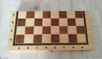 Šach drevený ručne vyrobený / šachové figúrky. - 5