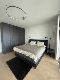 Luxusný 2-izbový byt v EUROVEA TOWER (60 m²) + loggia + park - 5