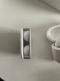 Airpods Pro with wireless charging case - 5