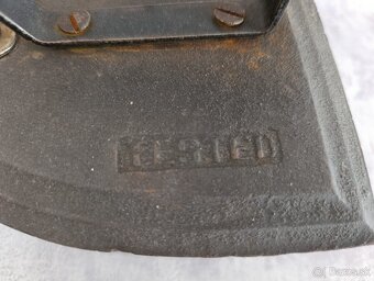 Atypická stará velká žehlička BAWEJA TESTED - 5