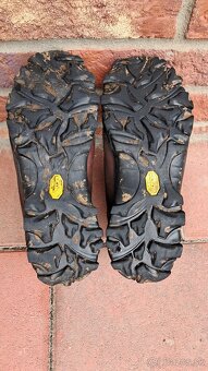 Obuv veľkosť 38  10€ - 5