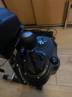 Volant Logitech g920 - 5