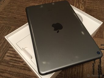 iPad Mini 5gen 64GB vesmirne sivy - velmi zachovany stav - 5