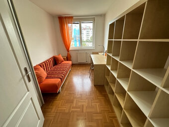 BA I. Na prenájom 3 izbový byt na hradnom kopci - 5