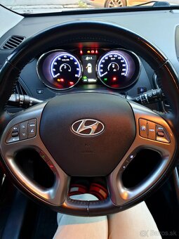 Hyundai ix35 SUV - 5