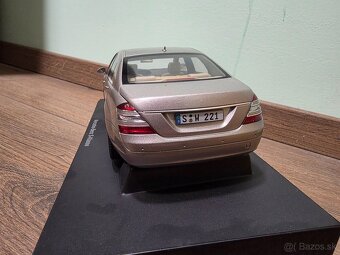 Mercedes Benz S500 W221 S-Klasse AUTOart Model 1:18 - 5