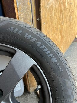 5x114,3 r16 215/60 r16 celoročne 8mm 2024,snímače - 5