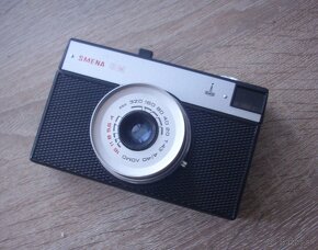 Starý sovietský fotoaparát Smena 8M - 5