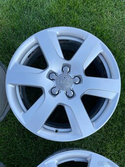 Audi r17 5x112 + letné pneu - 5
