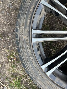 245/40r18 - 5