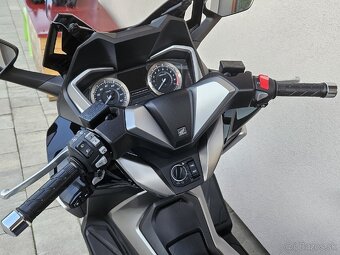 Honda Forza 350 - 5