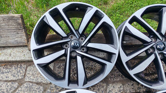 5x114,3 R19 --- KIA SPORTAGE , SORENTO ... - 5