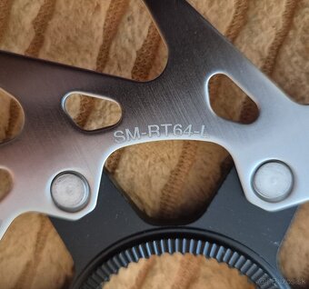 Predam novy brzdovy kotuc Deore SM RT64,na centerlock.203mm. - 5